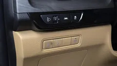 2023 Kia Carnival Diesel 9-Seater Prestige — фото 17