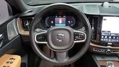 2023 Volvo XC60 B6 Ultimate Bright — фото 12