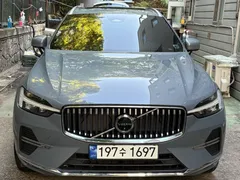 2023 Volvo XC60 B6 Ultimate Bright — фото 13