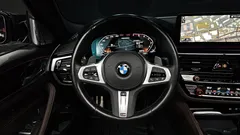2023 BMW 5-Series M550i xDrive — фото 13