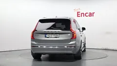 2023 Volvo XC90 T8 Ultimate Bright Hybrid — фото 4