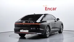2023 Hyundai Grandeur Premium — фото 2