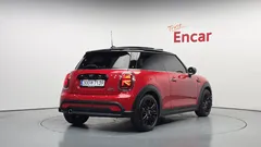 2024 Mini Cooper 클래식 플러스 — фото 2