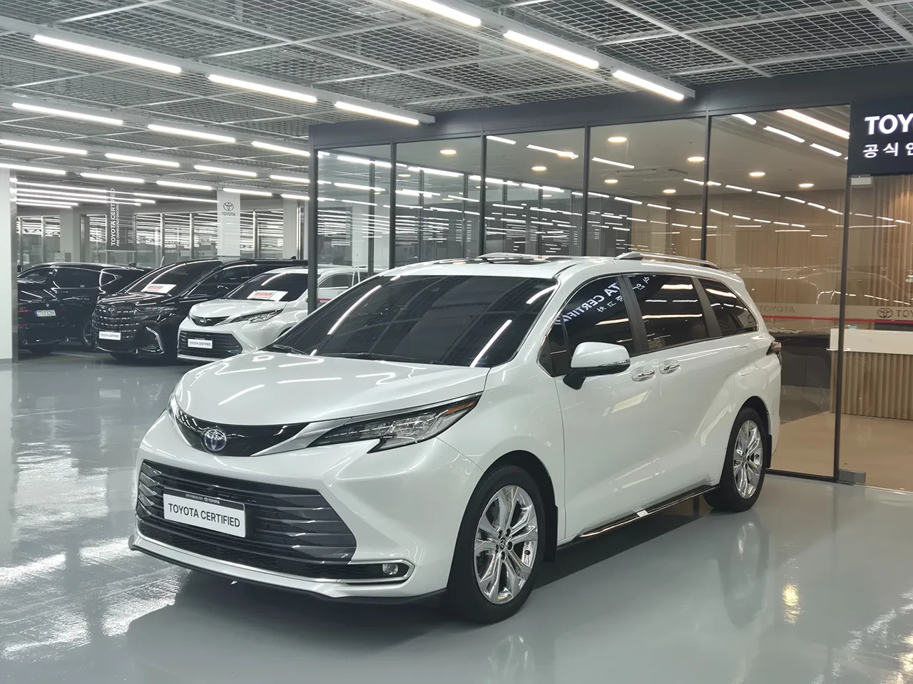 2022 Toyota Sienna 2.5 Hybrid 2WD