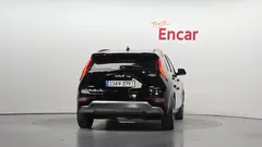 2022 Kia Niro Signature — фото 4