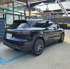2023 Porsche Cayenne 3.0 PLATINUM EDITION — фото 2
