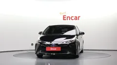 2022 Toyota Prius 1.8 — фото 3