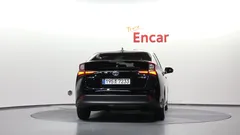 2022 Toyota Prius 1.8 — фото 4