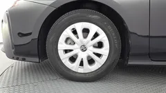 2022 Toyota Prius 1.8 — фото 5