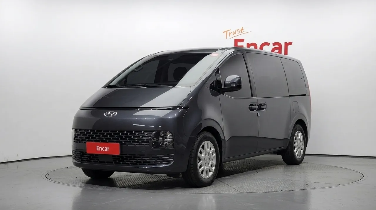 2023 Hyundai Staria Cargo 5-Seater