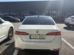 2024 BMW 5-Series 520i — фото 6