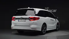 2023 Honda Odyssey 3.5 — фото 2
