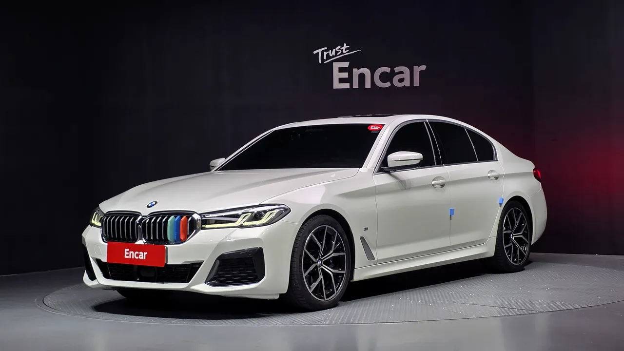 2022 BMW 5-Series 530i xDrive M Sport Package