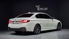 2022 BMW 5-Series 530i xDrive M Sport Package — фото 2