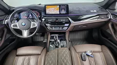 2022 BMW 5-Series 530i xDrive M Sport Package — фото 7