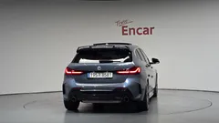 2023 BMW 1-Series M135i xDrive — фото 4