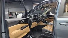 2023 Kia Carnival Diesel 9-Seater Prestige — фото 10