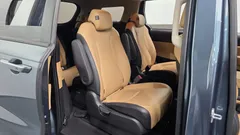 2023 Kia Carnival Diesel 9-Seater Prestige — фото 12