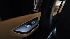 2023 Kia Carnival Diesel 9-Seater Prestige — фото 19