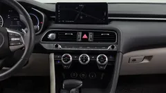 2023 Genesis G70 Gasoline 2.0T 4WD — фото 14