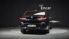 2023 BMW 7-Series 740i sDrive M Sport — фото 4