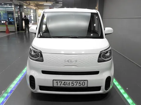 2022 Kia Ray Van