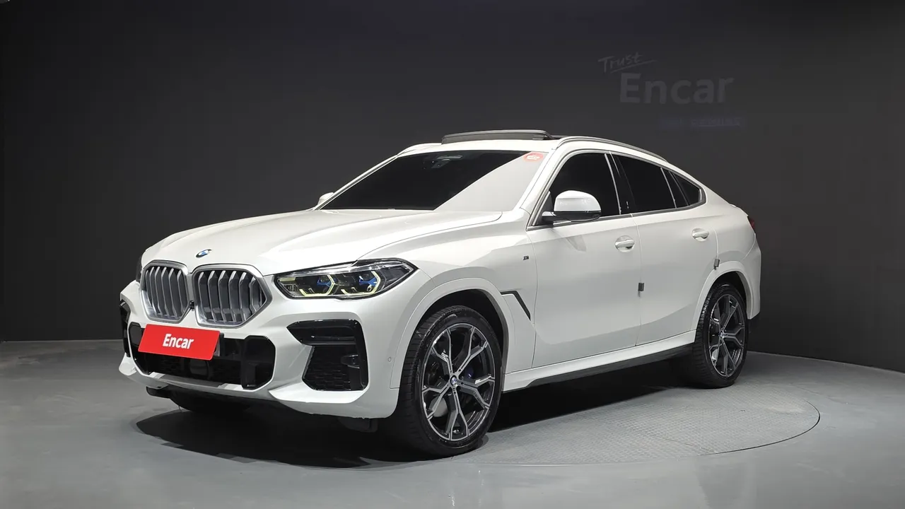 2022 BMW X6 xDrive30d M Sport