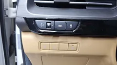 2022 Kia Carnival Diesel 9-Seater Prestige — фото 14