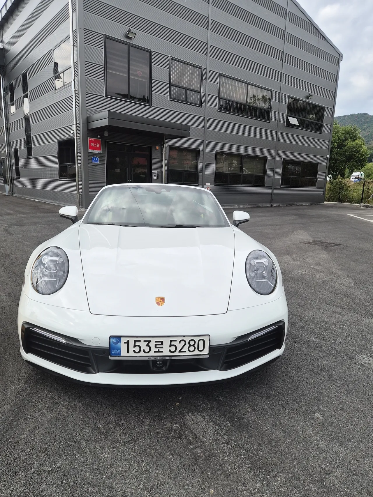 2022 Porsche 911 Carrera Cabriolet