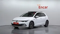 2022 Volkswagen Golf 2.0 TDI Prestige — фото 1