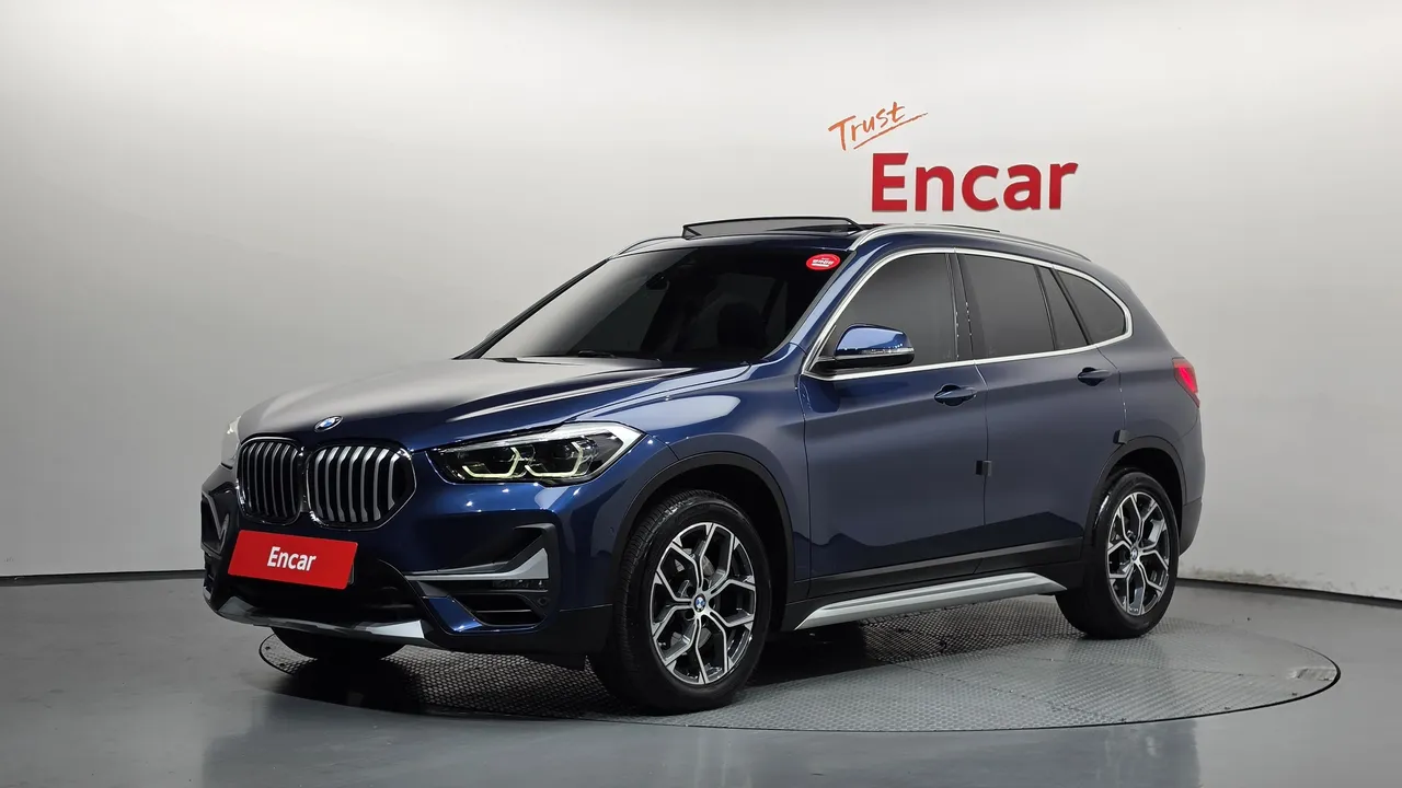 2022 BMW X1 xDrive 20i xLine