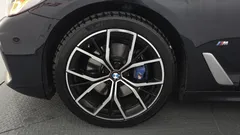 2022 BMW 5-Series 530i M Sport Package — фото 5