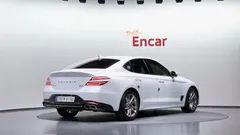 2022 Genesis G70 Gasoline 2.0T 4WD — фото 2