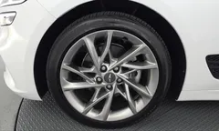 2022 Genesis G70 Gasoline 2.0T 4WD — фото 5