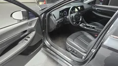 2023 Hyundai Sonata Premium Plus — фото 10