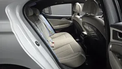 2023 Genesis G70 Gasoline 2.0T 2WD — фото 11