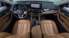 2022 BMW 5-Series 520i Luxury — фото 7