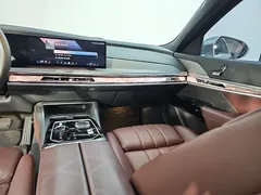 2023 BMW 7-Series 740d xDrive Design Pure Excellence — фото 10