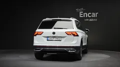 2023 Volkswagen Tiguan 2.0 TDI Prestige — фото 4