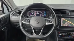 2023 Volkswagen Tiguan 2.0 TDI Prestige — фото 17