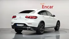 2023 Mercedes-Benz GLC-Class GCL300 4MATIC Coupe — фото 2