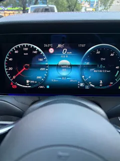 2023 Mercedes-Benz E-Class E250 AMG Line — фото 7
