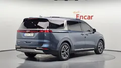 2023 Kia Carnival Diesel 9-Seater Noblesse — фото 2