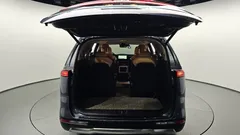 2023 Kia Carnival Diesel 9-Seater Noblesse — фото 20