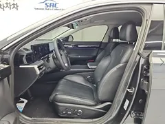 2023 Hyundai Grandeur 3,5 Gasoline 4WD — фото 15