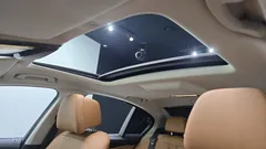 2023 BMW 5-Series 520i Luxury — фото 17