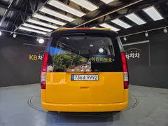 2022 Hyundai Staria L3.5 Kinder Safety Car — фото 4