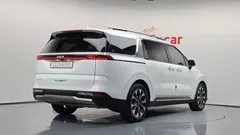 2023 Kia Carnival Diesel 9-Seater Signature — фото 2