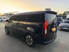 2023 Hyundai Staria Tourer 9-Seater — фото 6