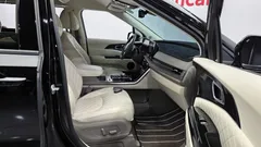2023 Kia Carnival Gasoline 7-seater Limousine(Special vehicle) — фото 12
